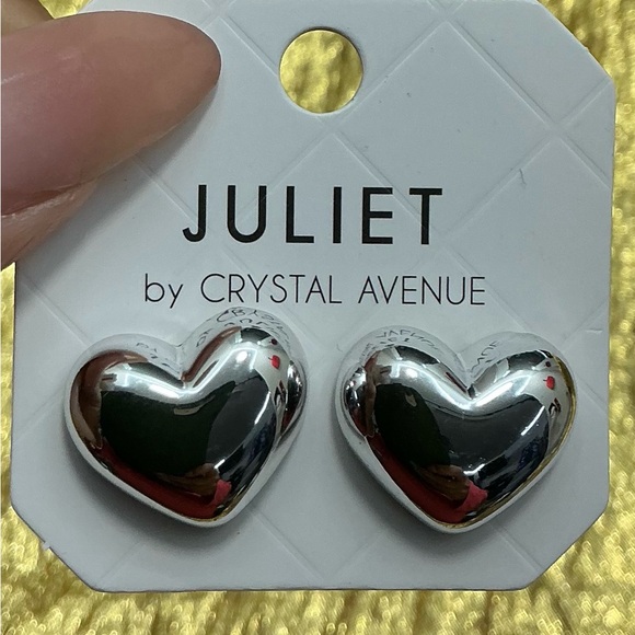 Juliet Jewelry - Juliet by Crystal Avenue Silver Heart Earrings | Valentines Minimalist